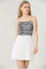 Blouse Topshow à détail zèbre et chaîne, vente en gros