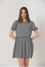 Robe Topshow noire à col rond en gros