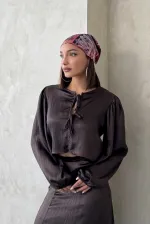 Kraşlı Saten Önden Bağlamalı Toptan Bluz - Kahve | Topshow | F1916