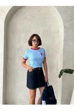 T-shirt brodé bleu et rouge Topshow en gros