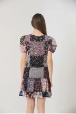 Robe Topshow à imprimé floral, col en V et manches courtes (vente en gros)
