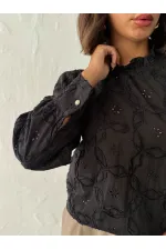Topshow - Toptan İşlemeli Uzun Kollu Kadın Bluz - Şık Ve Modern- Siyah