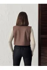 Gilet en daim scuba appliqué Topshow - Marron | F2025