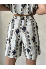 Nakışlı Şort - Taş Topshow