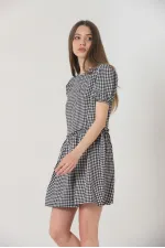 Robe Topshow noire à col rond en gros