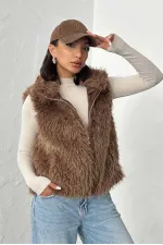 Gilet en fausse fourrure pour femme Topshow, vente en gros – Fermeture éclair, texture douce, marron clair | F2046
