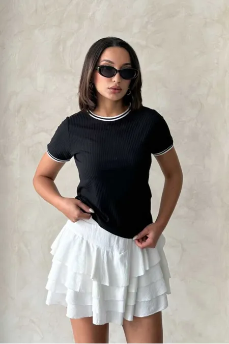 T-shirt Topshow noir et crème à col rond en gros