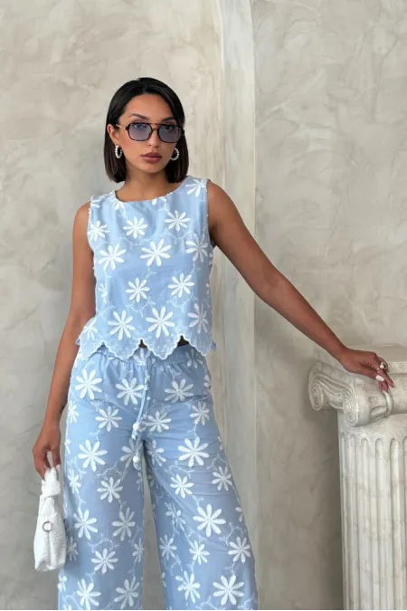 Embroidered Sleeveless Wholesale Blouse - Blue | Topshow