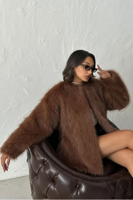 Veste en fausse fourrure marron (vente en gros) | TOPSHOW | F1608