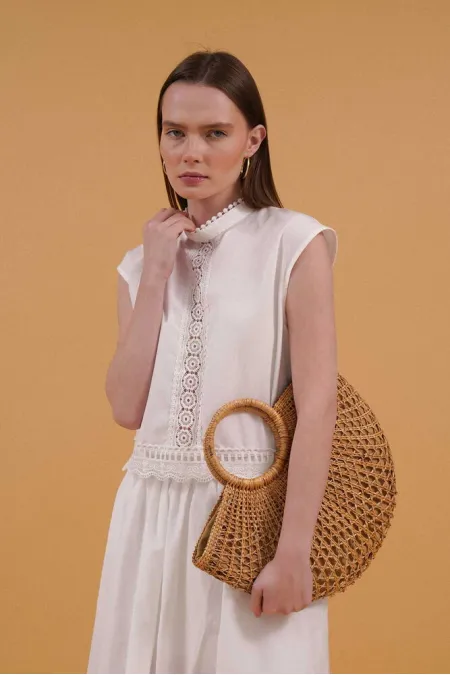 Guipure Detailed Blouse - Cream | topshow