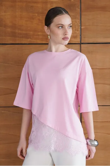 T-shirt asymétrique à détails en dentelle - Rose | D2953 - Topshow