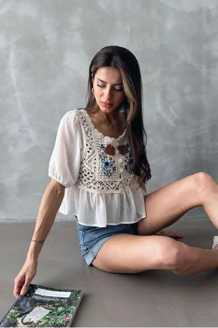 Topshow Stone Tile Embroidered Wholesale Blouse