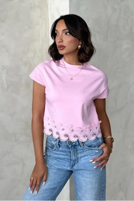 Guipure Detailed T-Shirt - Pink | topshow