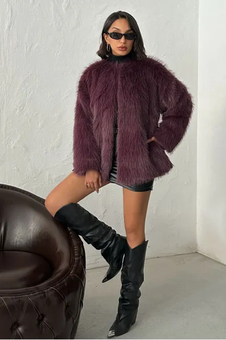 Veste en fausse fourrure en gros - Prune | TOPSHOW | F1608