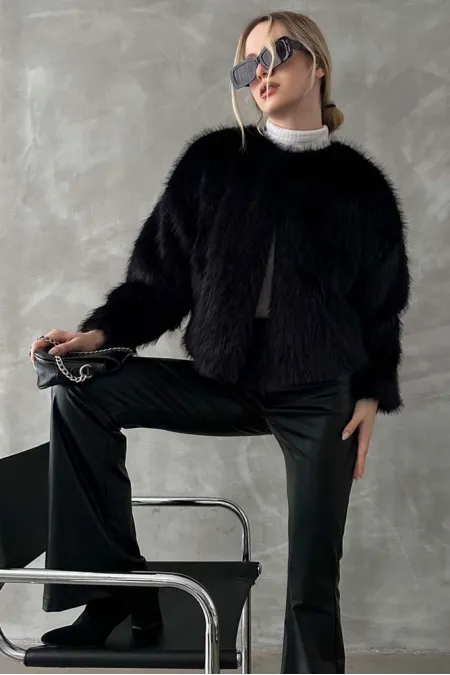 Veste en fausse fourrure noire Topshow (vente en gros) | F1615
