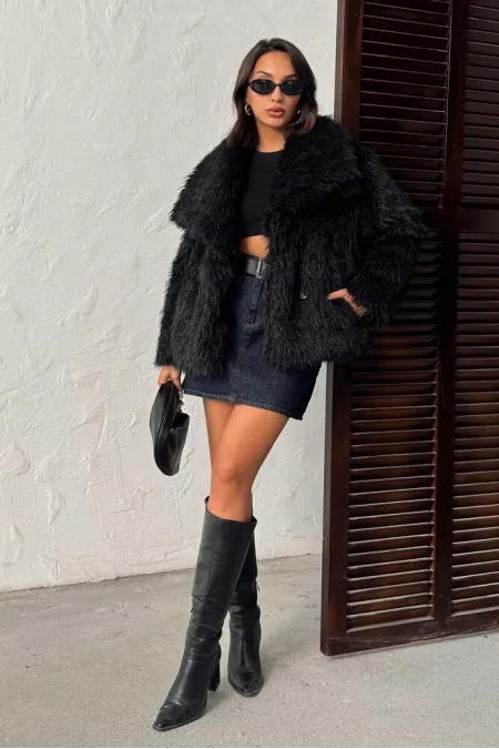 Women's Faux Fur Wholesale Coats – Fluffy, Soft Textured, Stylish Winter Outerwear - BLACK