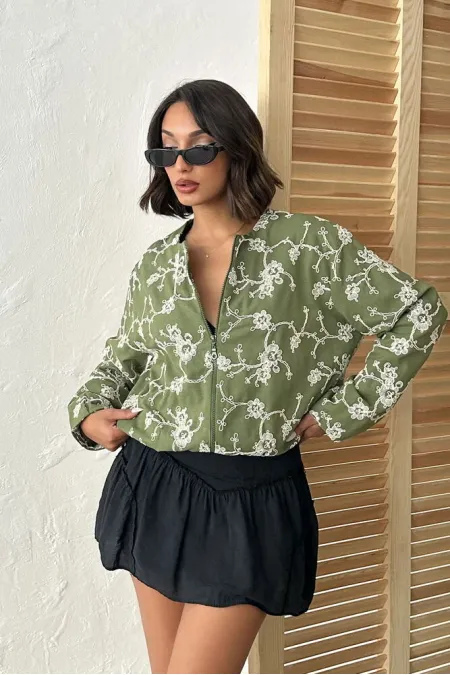Veste zippée à broderies florales - Kaki | Topshow | F1948
