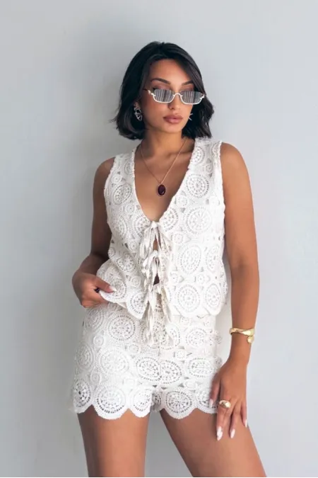 Gilet en dentelle à nouer sur le devant (vente en gros) | Topshow