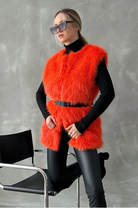 Gilet en plumes orange en gros | TOPSHOW | F1567