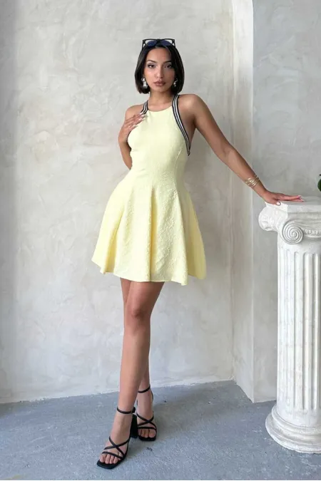 Şeritli Kolsuz Elbise - Sarı Topshow