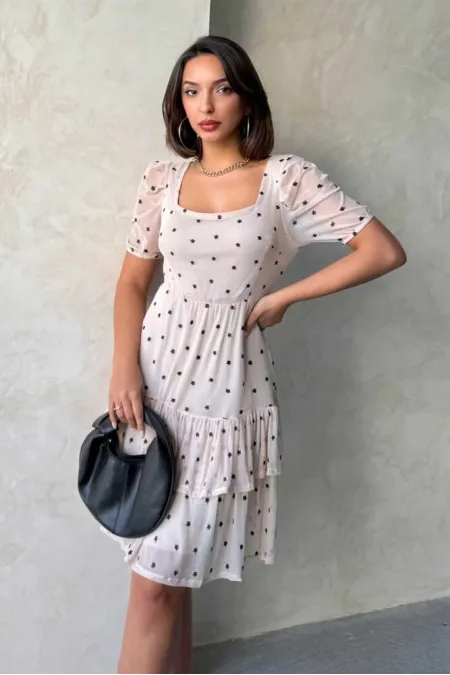 Topshow Taş Kayık Yaka Çiçekli Toptan Etek Fırfırlı Kısa Kol Toptan Elbise