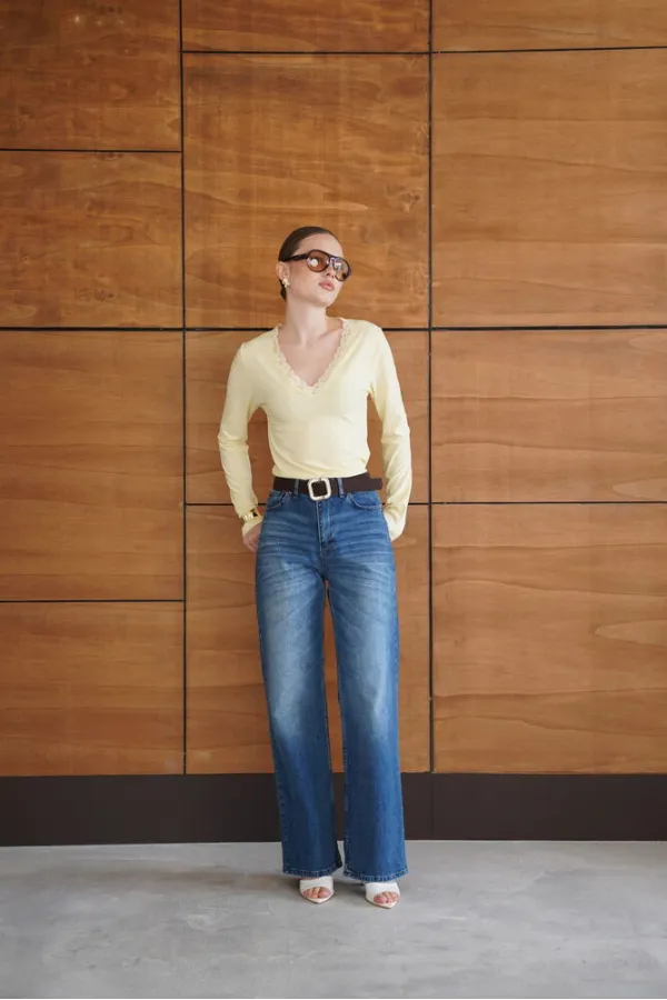 Yakası Dantel Detaylı Sweatshırt - Sarı | F2088 - Topshow