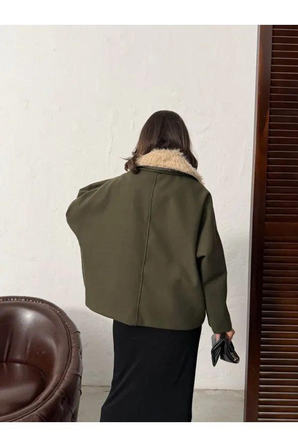 Manteau en cachemire à col peluche et boutons Topshow - Kaki | F2048