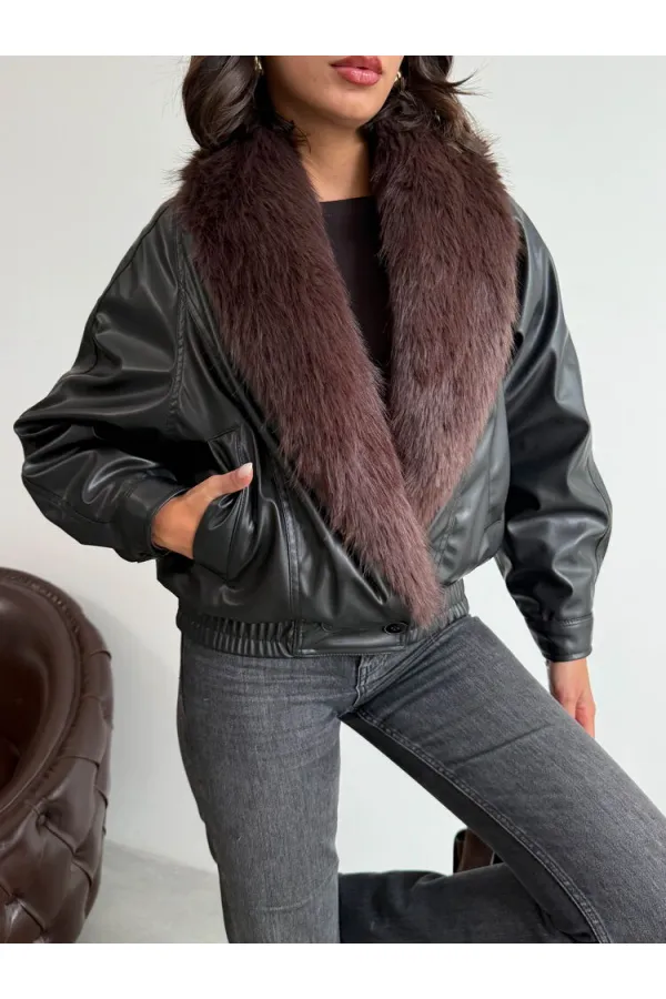 Topshow Fur-Collared Double-Breasted Leather Jacket - Black | F2050