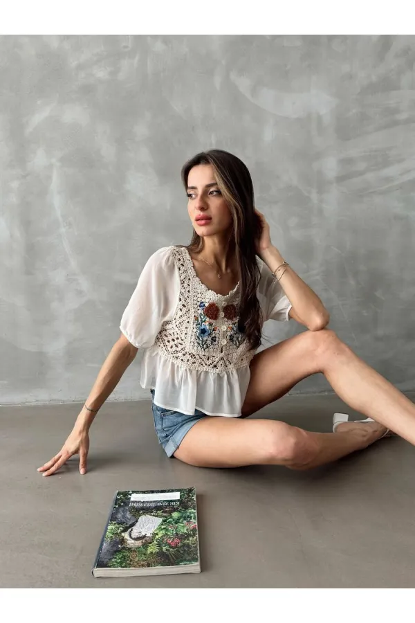 Topshow Stone Tile Embroidered Wholesale Blouse