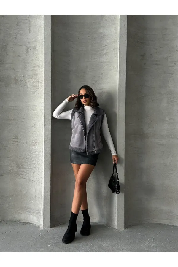 Gilet en daim gris à col en fourrure - Vente en gros | TOPSHOW | F1532