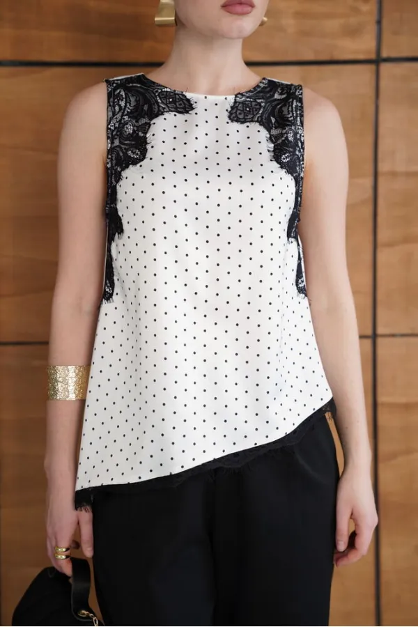 T-shirt en satin à pois et détails en dentelle - Crème | D2961 - Topshow