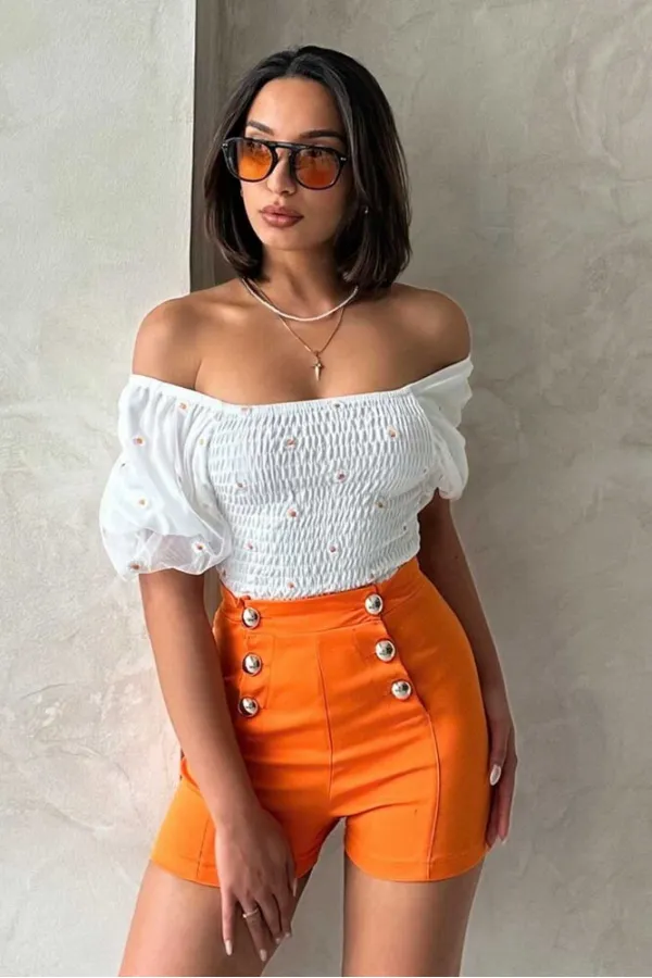 Blouse en mousseline à motifs détaillés crème Topshow Gipe, vente en gros