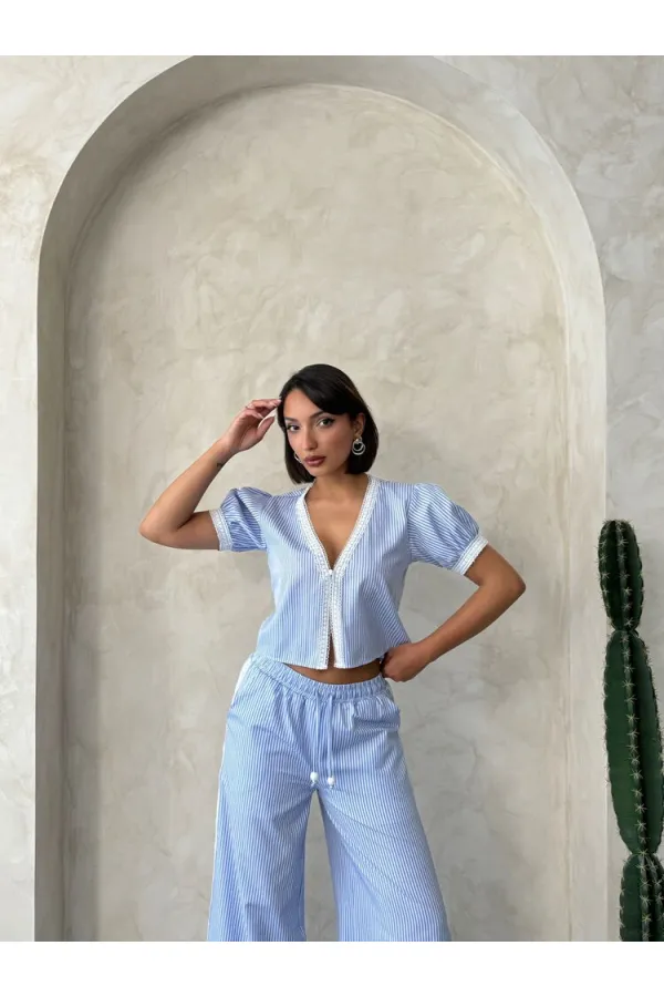 Güpür Detaylı Çizğili Bluz - Mavi | Topshow