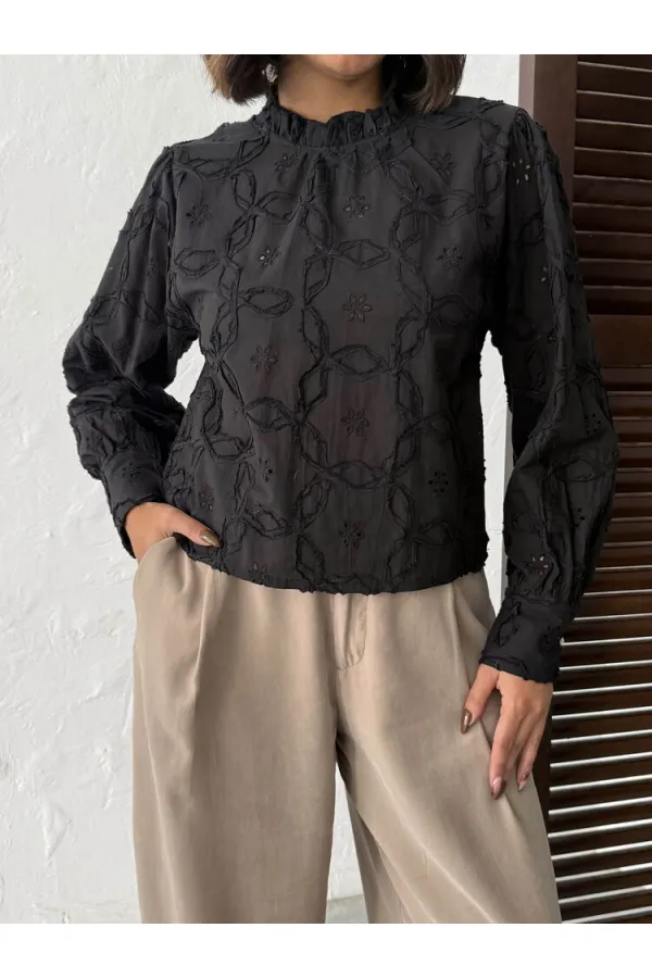 Topshow - Toptan İşlemeli Uzun Kollu Kadın Bluz - Şık Ve Modern- Siyah