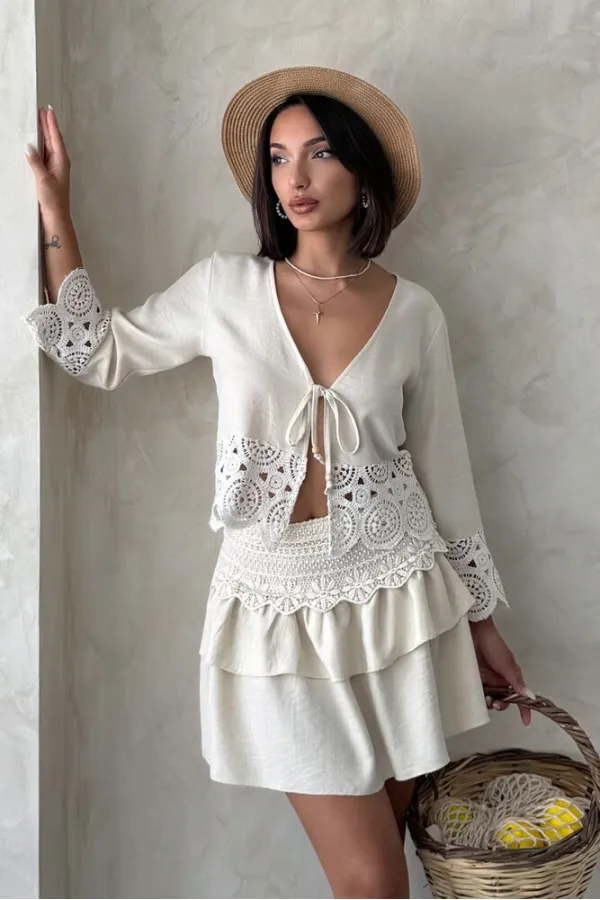 Veste à nouer sur le devant avec détails en dentelle - Pierre | Topshow | F1946