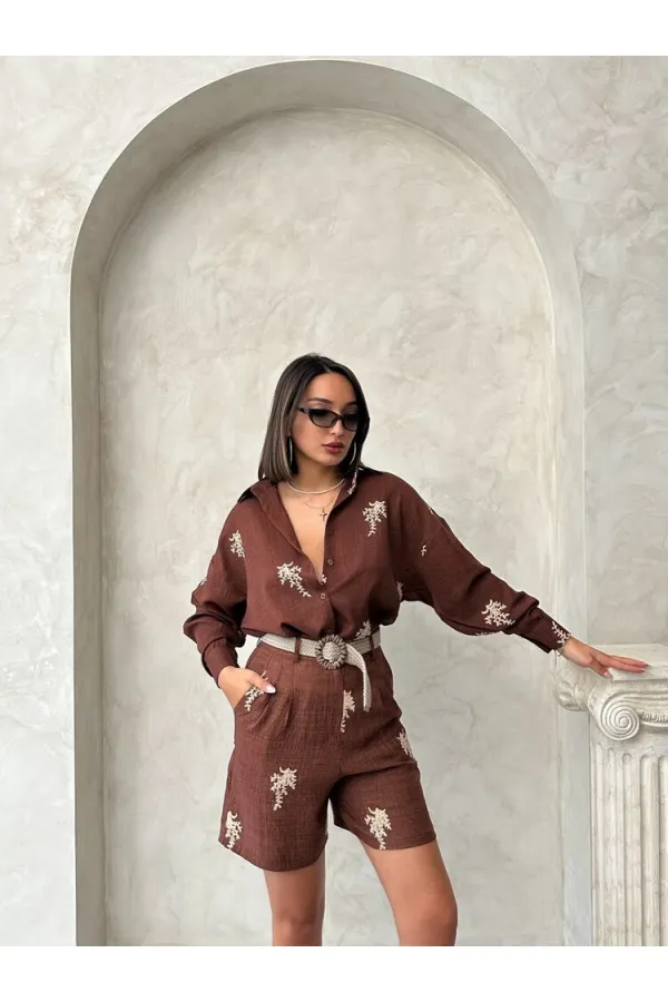 Kemer Detaylı Nakışlı Keten Şort - Kahve | Topshow