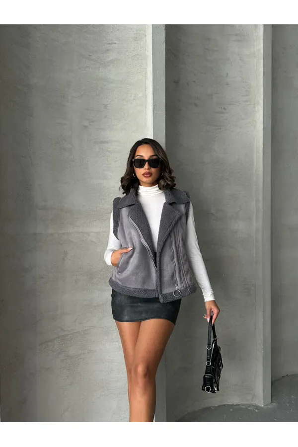 Gilet en daim gris à col en fourrure - Vente en gros | TOPSHOW | F1532