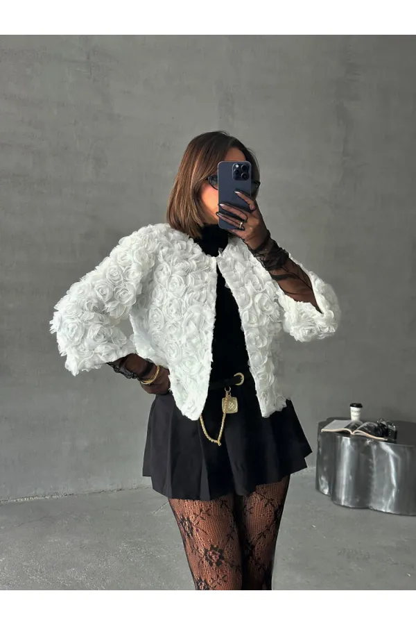 Veste en tulle à motif rose en gros - Crème | TOPSHOW | F1754