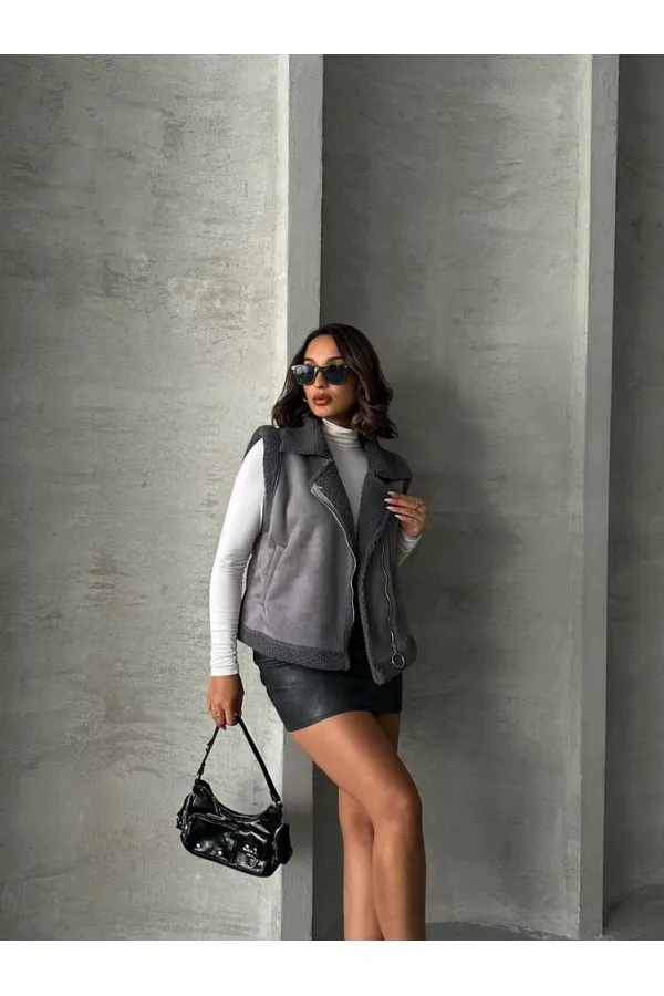 Gilet en daim gris à col en fourrure - Vente en gros | TOPSHOW | F1532