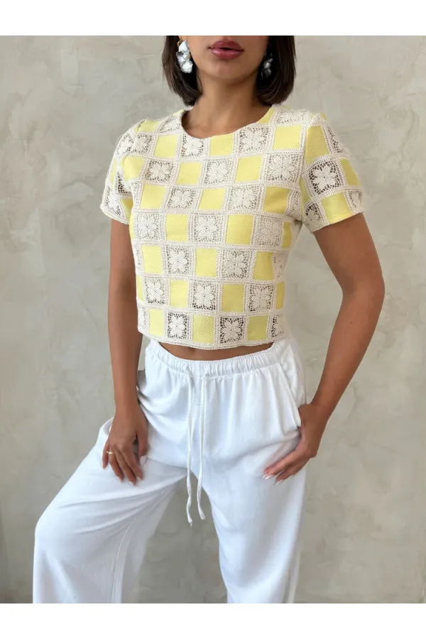 Kısa Kollu Dama Desen Tığ İşi Toptan Bluz - Sarı | Topshow