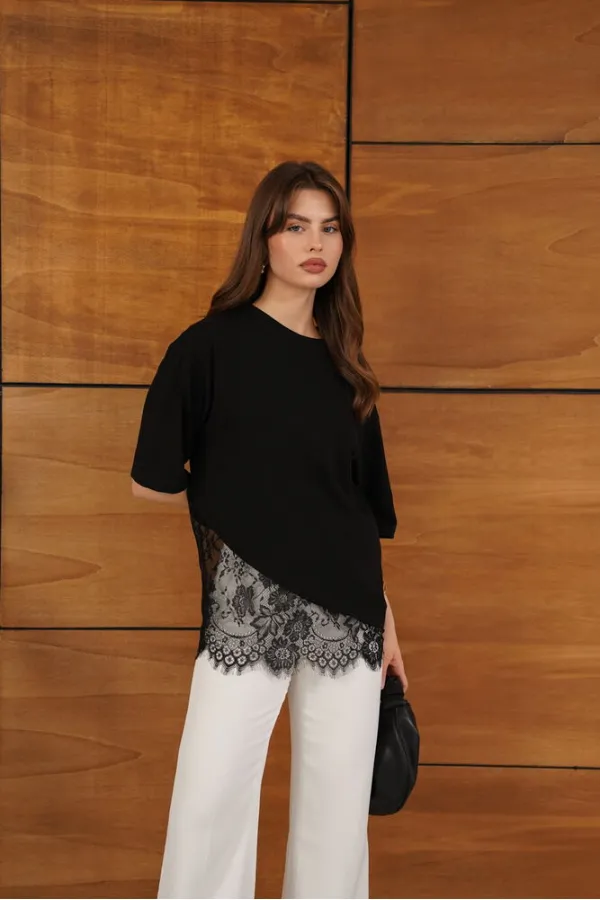 D 2953 DANTEL DETAYLI ASİMETRİK TİŞÖRT - SİYAH