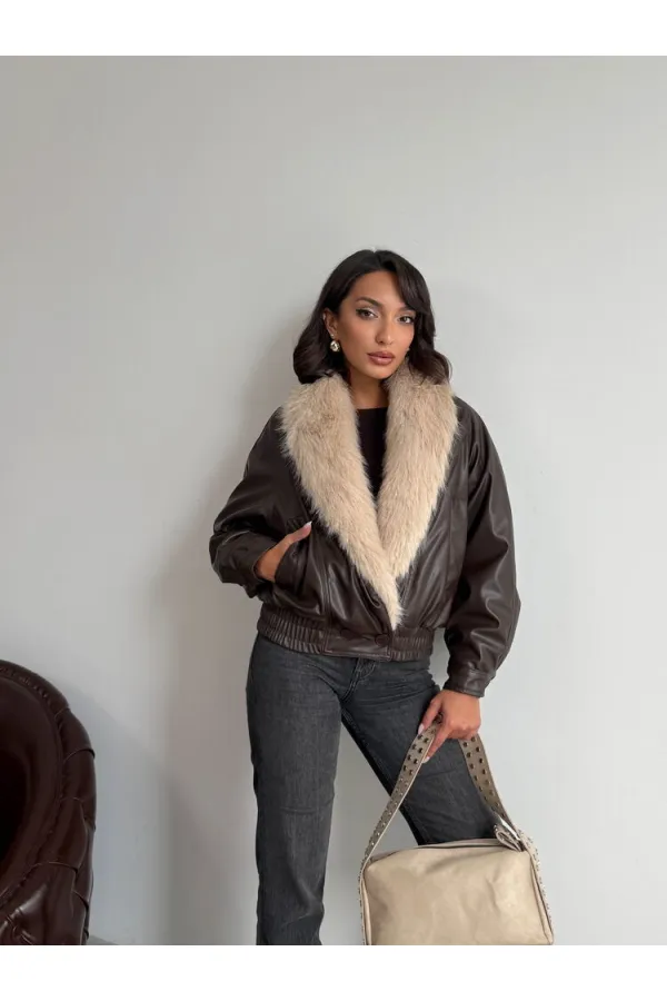 Topshow Fur-Collared Double-Breasted Leather Jacket - Brown | F2050