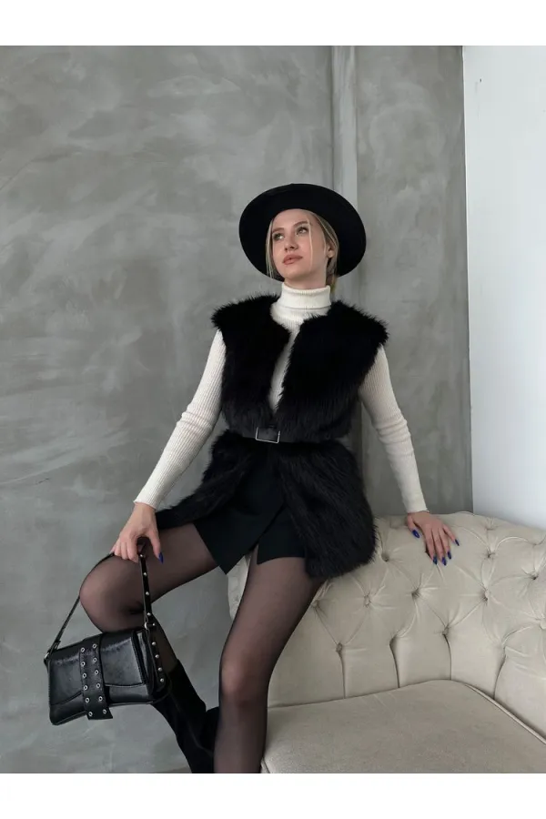 Gilet à plumes noires Topshow en gros | F1567