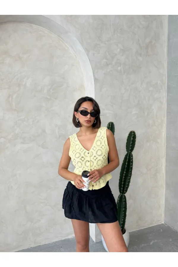Gilet en dentelle boutonnée - Jaune | Topshow
