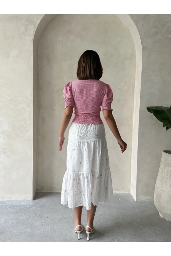 Jupe longue rose brodée à fleurs Topshow (vente en gros)