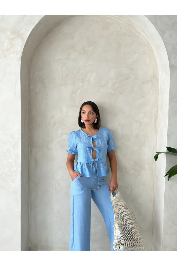 Önden Bağlamalı Nakışlı Toptan Bluz - Açık Mavi | Topshow