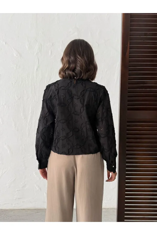 Topshow - Toptan İşlemeli Uzun Kollu Kadın Bluz - Şık Ve Modern- Siyah