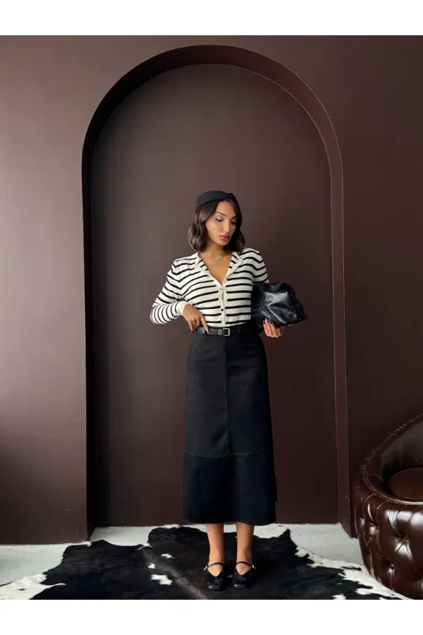 Topshow Scuba Suede Skirt - Black | F2004