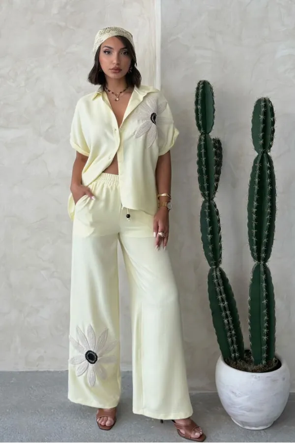 Çiçek Detaylı Pantolon - Sarı | Topshow