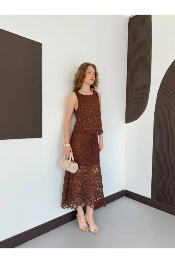 D 3012 Lace Long Skirt - Brown D 3012 Lace Long Skirt - Brown